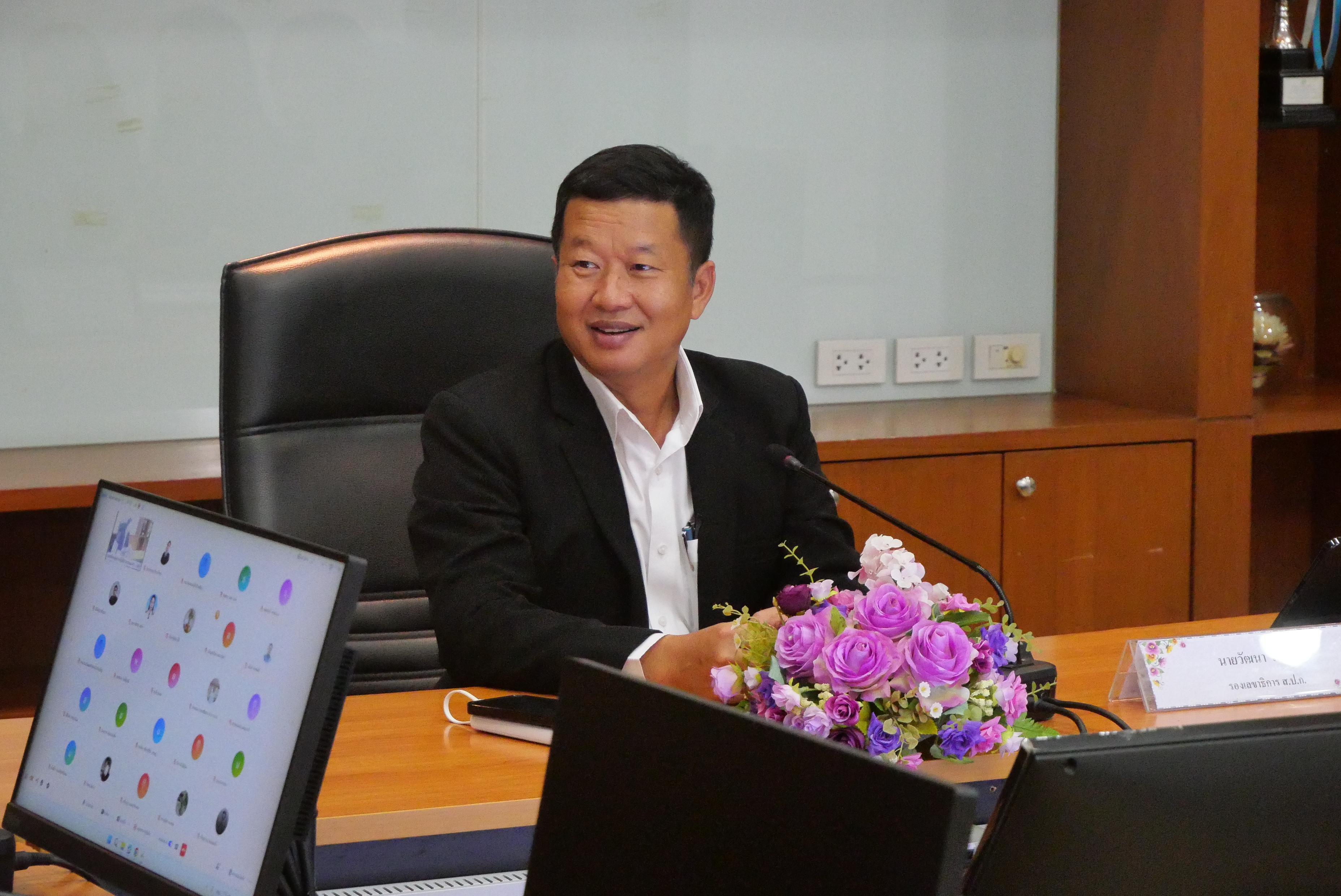 title - รองเลขาธิการ ส.ป.ก. เปิดการประชุมการสร้างความรู้ความเข้าใจ เรื่อง การคัดเลือกบุคคลให้ได้รับเงินเพิ่มสำหรับตำแหน่งที่มีเหตุพิเศษ ตำแหน่งนิติกร (พ.ต.ก.) สังกัด ส.ป.ก. ประจำปีงบประมาณ พ.ศ. 2569 